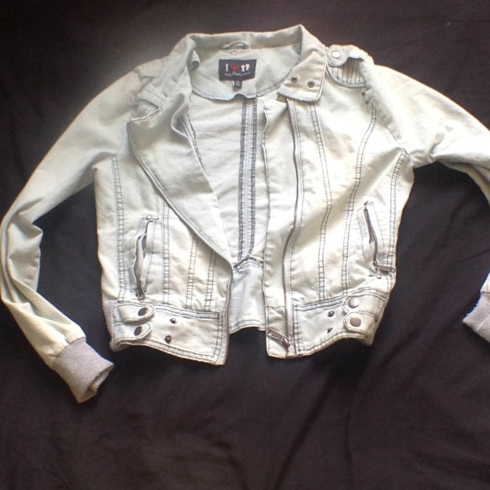 Adorable faded blue jacket